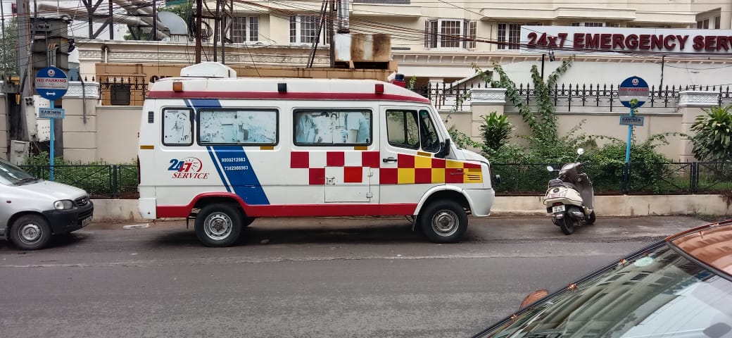 Ambulance 10a